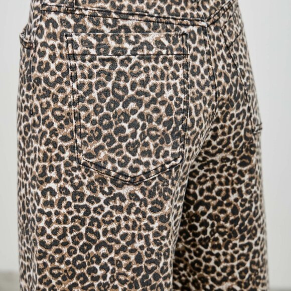 High End Boutique Animal Print Wide Leg High Rise Plus Size Pants Size 1X - Picture 4 of 8